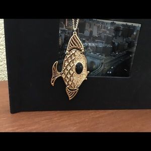 ⚡️⚡️Goldfish necklace